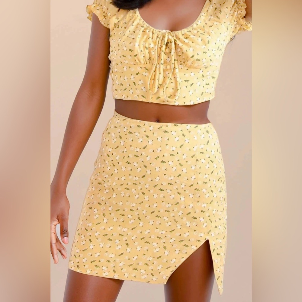 Sundae Muse Yellow Floral set